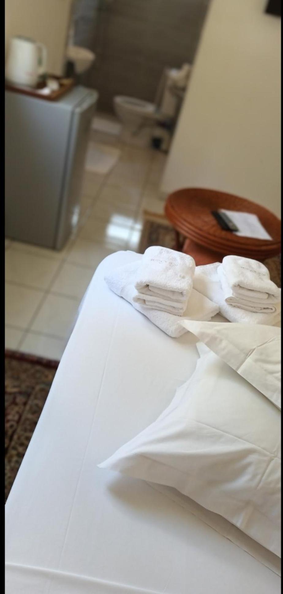 Chambre Climatisee Bouillante Εξωτερικό φωτογραφία