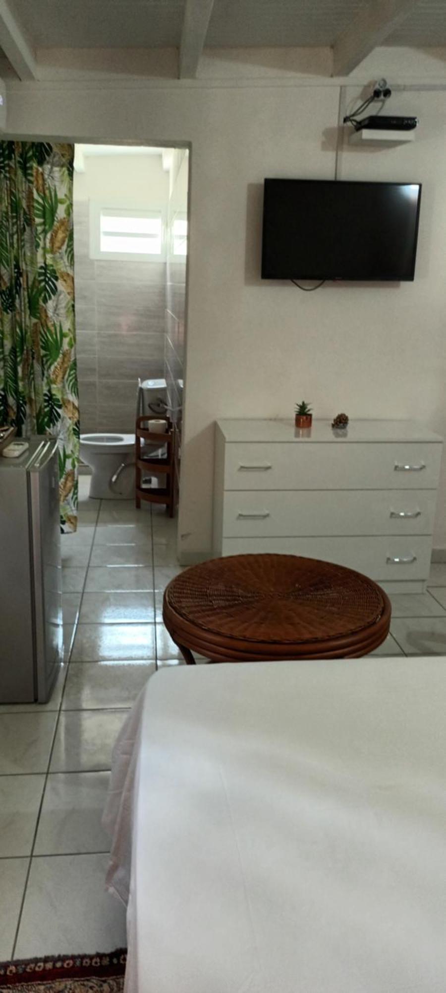 Chambre Climatisee Bouillante Εξωτερικό φωτογραφία