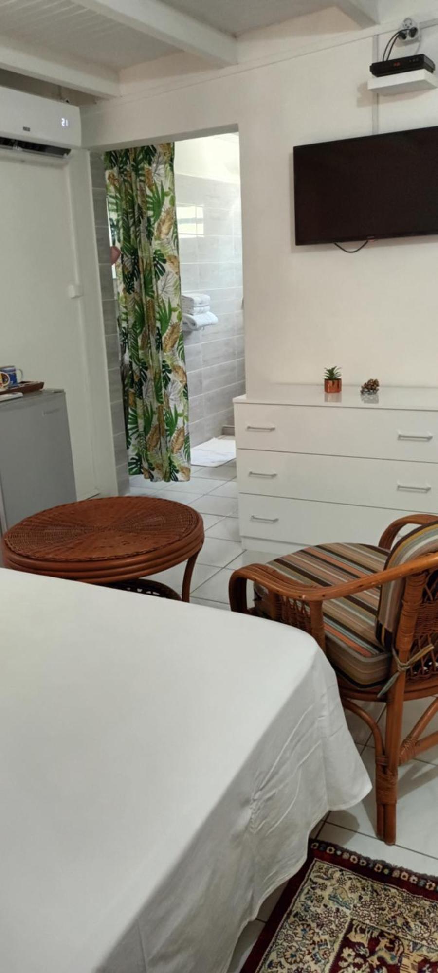 Chambre Climatisee Bouillante Εξωτερικό φωτογραφία